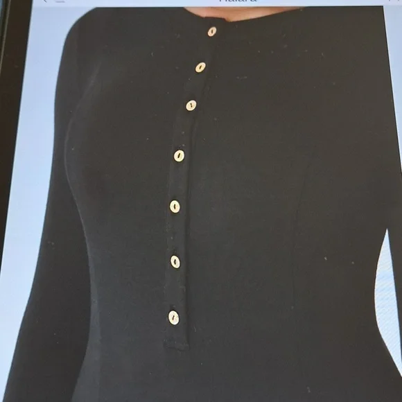 LARGE. HALARA HENLEY LONG SLEEVED MAXI DRESS - Picture 3 of 9